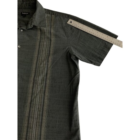 Van Heusen Mens Short Sleeve Button-Up Shirt L/G 16-16.5 Gray Striped - Picture 5 of 9